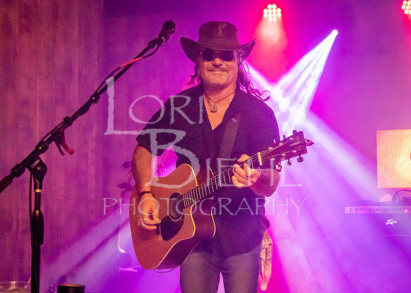 2025-10-11 Drawl STL @ Roadhouse Barn & Grill-22