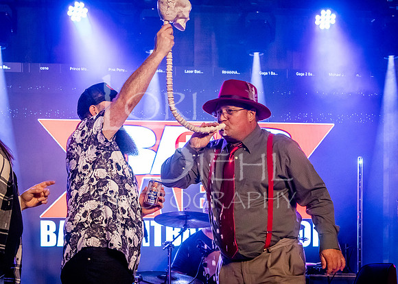 2025-10-31 Bad Habit @ Roadhouse Barn & Grill-410