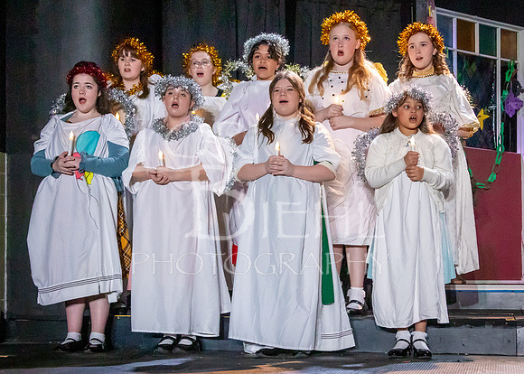 2025-12-02 OTW The Best Christmas Pageant Ever-379