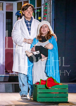 2025-12-02 OTW The Best Christmas Pageant Ever-400