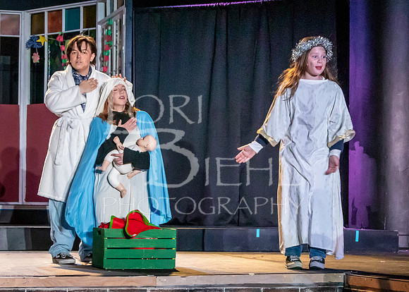2025-12-02 OTW The Best Christmas Pageant Ever-406