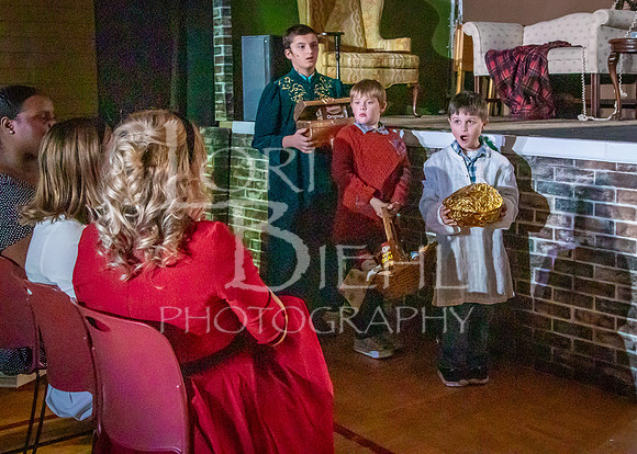 2025-12-02 OTW The Best Christmas Pageant Ever-419