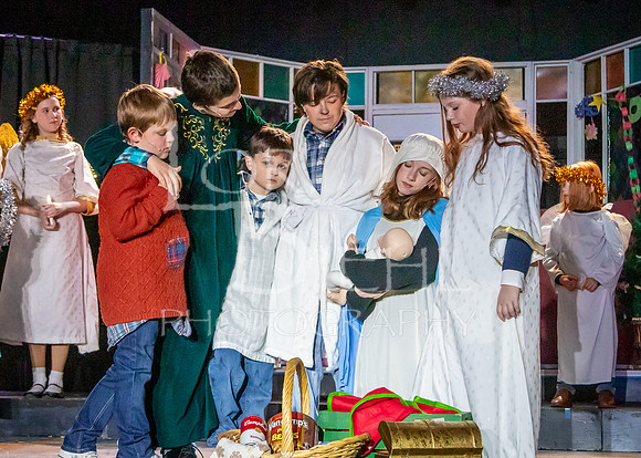 2025-12-02 OTW The Best Christmas Pageant Ever-475