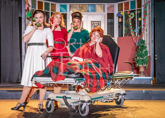 2025-12-02 OTW The Best Christmas Pageant Ever-579