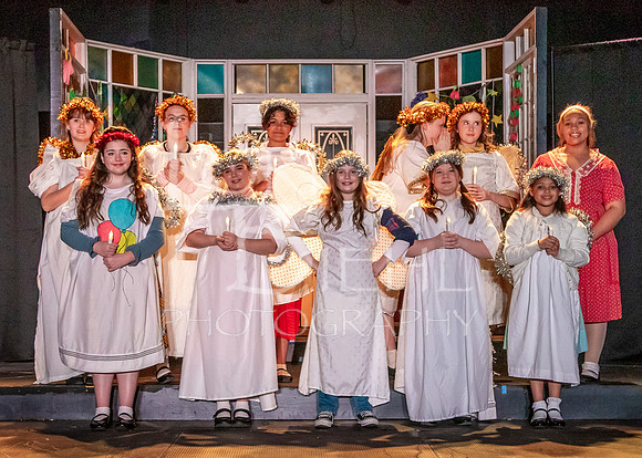 2025-12-02 OTW The Best Christmas Pageant Ever-624