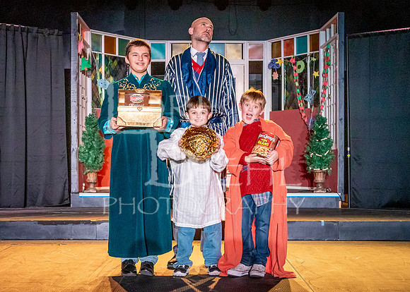 2025-12-02 OTW The Best Christmas Pageant Ever-642