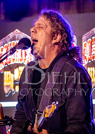 2026-02-26 LIonel's Variety Show @ Roadhouse Barn & Grill #1-433