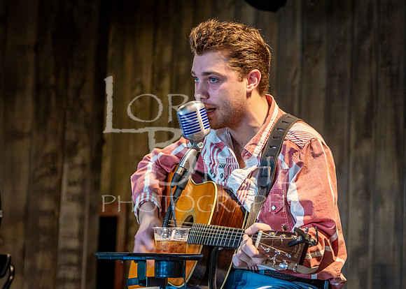 2026-02-15 Jesse Vaughn & Brayden Reynolds @ Roadhouse Barn & Grill-3