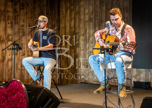 2026-02-15 Jesse Vaughn & Brayden Reynolds @ Roadhouse Barn & Grill-20