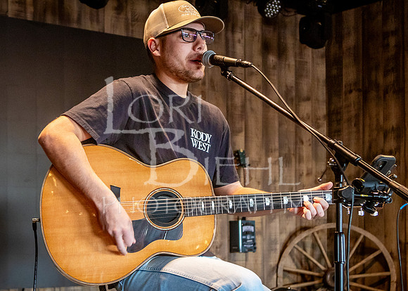 2026-02-15 Jesse Vaughn & Brayden Reynolds @ Roadhouse Barn & Grill-47