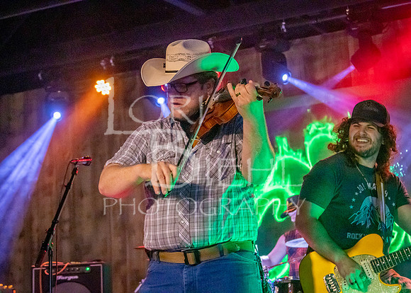 2026-04-11 Clover @ Roadhouse Barn & Grill-87