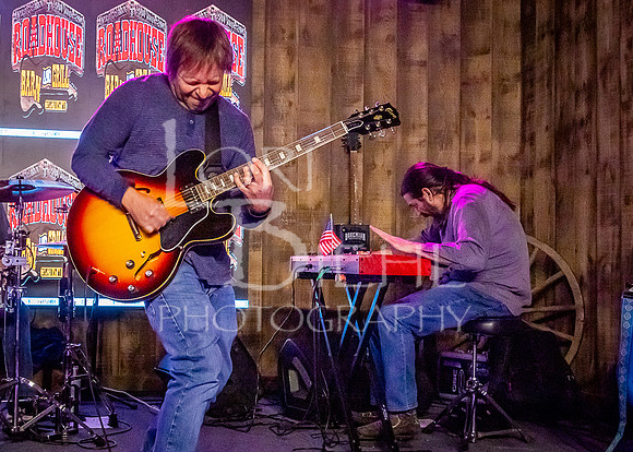 2026-02-26 Lionel's Variety Show @ Roadhouse Barn & Grill #1-36
