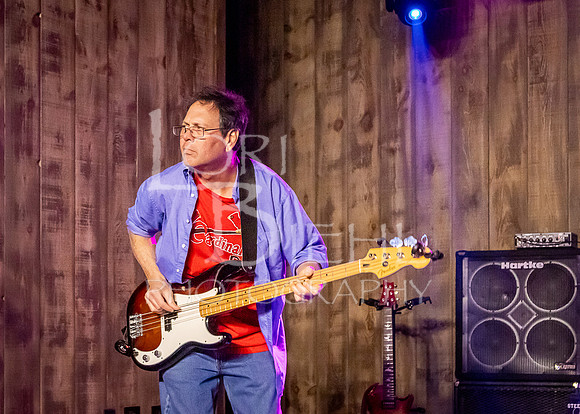 2026-02-26 Lionel's Variety Show @ Roadhouse Barn & Grill #1-94