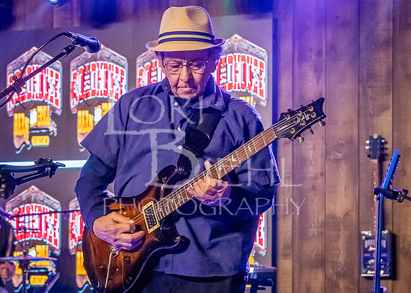 2026-02-26 Lionel's Variety Show @ Roadhouse Barn & Grill #1-145