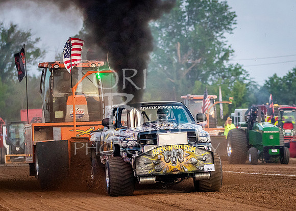2024-07-12 LCF Tractor Pull #1 - LB-297