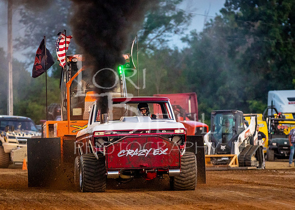 2024-07-12 LCF Tractor Pull #1 - LB-320