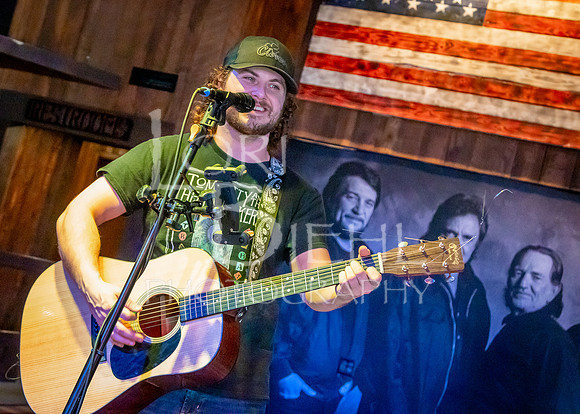 2025-03-09 Adam Fazio @ Honky Tonk Troy-147